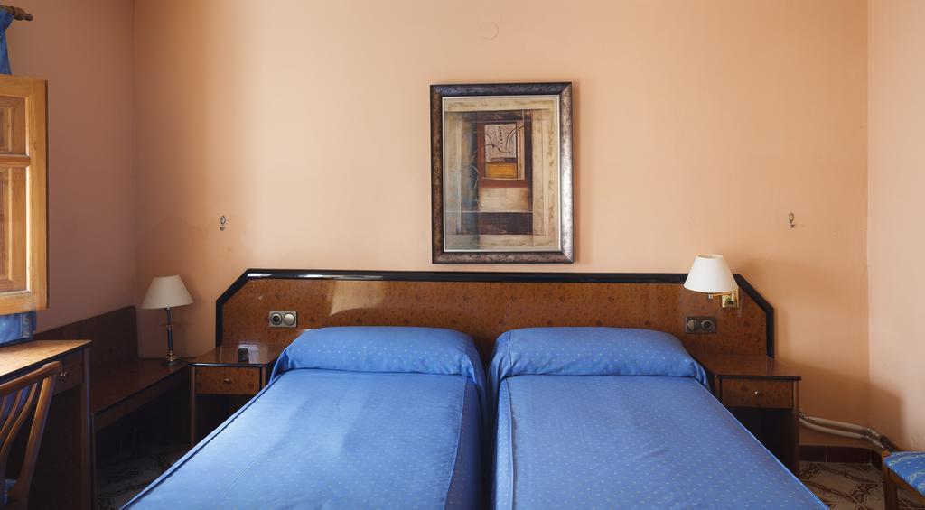 La Casa Del Tio Venancio Caracenilla Phòng bức ảnh