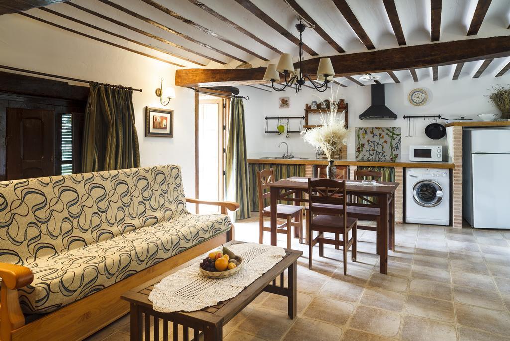 La Casa Del Tio Venancio Caracenilla Phòng bức ảnh